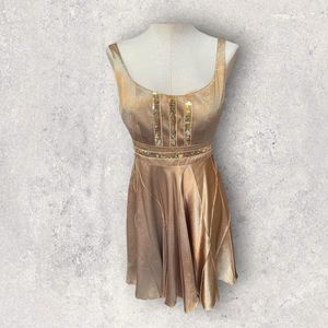 Gorgeous Golden Cocktail Dress size Medium❤️
